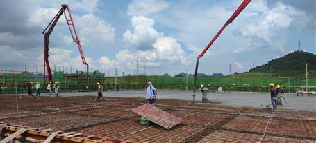 【奮力沖刺·勇創(chuàng)佳績(jī)】第十二分公司項(xiàng)目主體結(jié)構(gòu)順利封頂