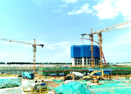 【奮戰(zhàn)三季度 打贏攻堅戰(zhàn)】冶建基礎(chǔ)分公司崇文佳苑項目奮力推進項目建設