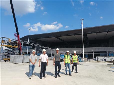 何勇到冶建桂華分公司項目開展國慶節(jié)、中秋節(jié)前檢查